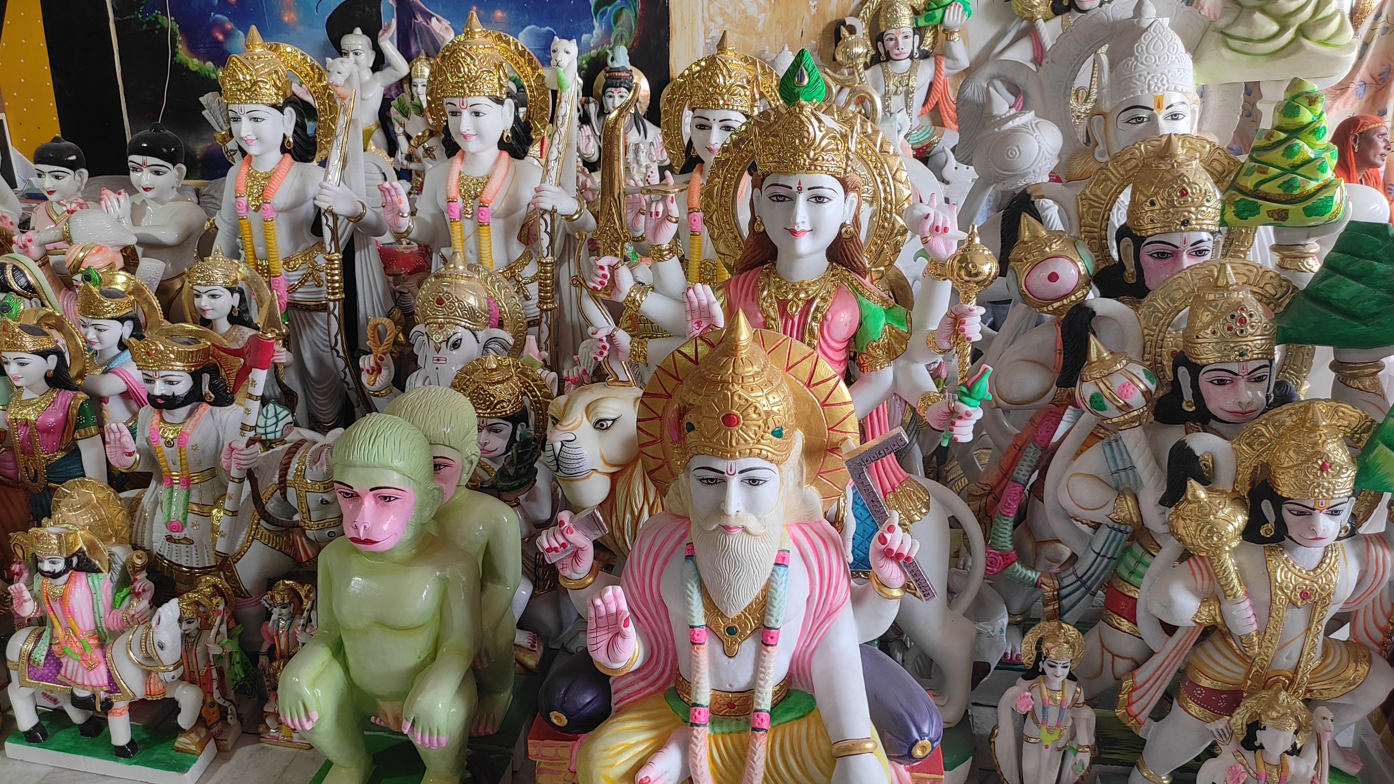 Makrana Marble Maa Durga Murti Price List 2025 – Updated Rates & Designs